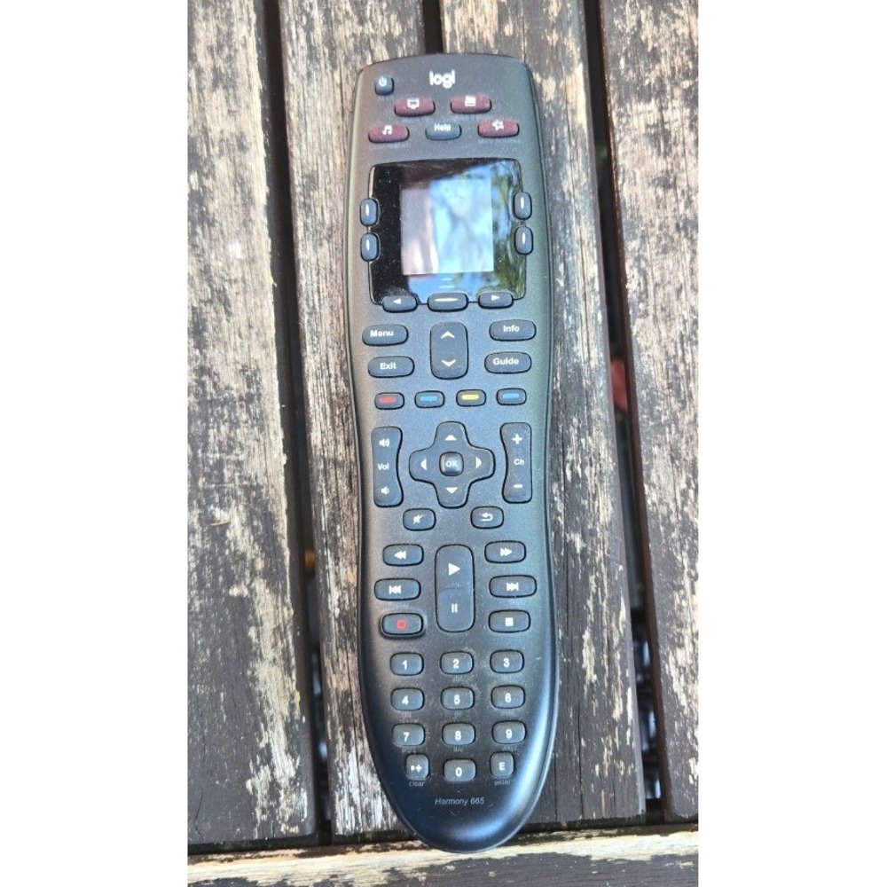Logitech Harmony 665 Advanced Universal Remote Control Color Screen
